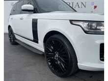 Land Rover Range Rover Vogue 4.4 SD V8 Autobiography SUV 5dr Diesel Auto 4WD Euro 5 (339 ps)