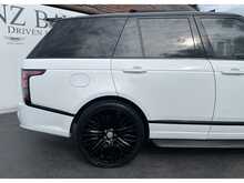Land Rover Range Rover Vogue 4.4 SD V8 Autobiography SUV 5dr Diesel Auto 4WD Euro 5 (339 ps)