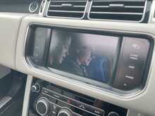 Land Rover Range Rover Vogue 4.4 SD V8 Autobiography SUV 5dr Diesel Auto 4WD Euro 5 (339 ps)