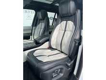 Land Rover Range Rover Vogue 4.4 SD V8 Autobiography SUV 5dr Diesel Auto 4WD Euro 5 (339 ps)