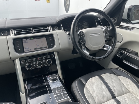 4.4 SD V8 Autobiography SUV 5dr Diesel Auto 4WD Euro 5 (339 ps)