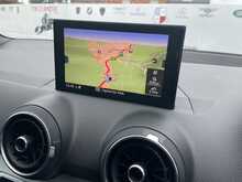 Audi Q2 1.6 TDI 30 S line SUV 5dr Diesel S Tronic Euro 6 (s/s) (116 ps)