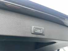 Audi Q2 1.6 TDI 30 S line SUV 5dr Diesel S Tronic Euro 6 (s/s) (116 ps)