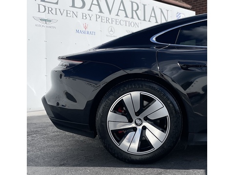 Performance Plus 93.4kWh 4S Saloon 4dr Electric Auto 4WD (571 ps)