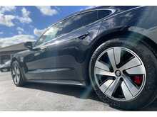 Porsche Taycan Performance Plus 93.4kWh 4S Saloon 4dr Electric Auto 4WD (571 ps)