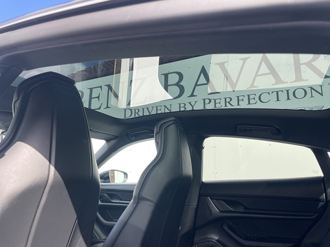 Performance Plus 93.4kWh 4S Saloon 4dr Electric Auto 4WD (571 ps)