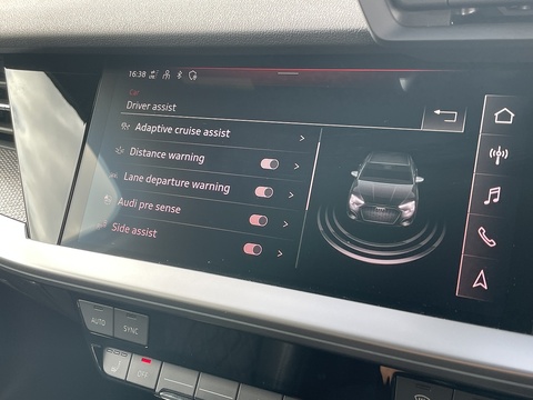 2.0 TFSI Vorsprung Saloon 4dr Petrol S Tronic quattro Euro 6 (s/s) (310 ps)