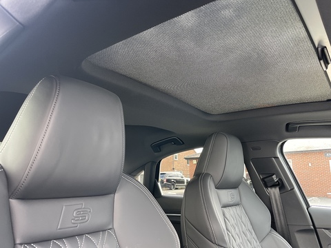 2.0 TFSI Vorsprung Saloon 4dr Petrol S Tronic quattro Euro 6 (s/s) (310 ps)