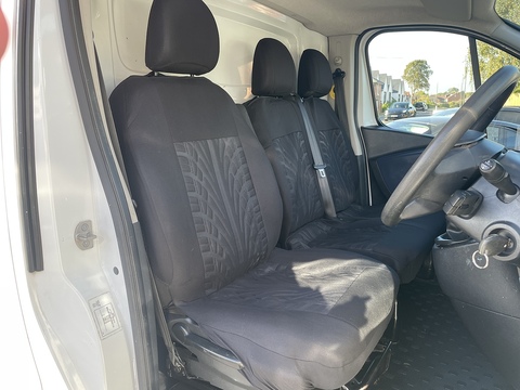 1.6 CDTi 2700 Panel Van 5dr Diesel Manual L1 H1 Euro 5 (115 ps)