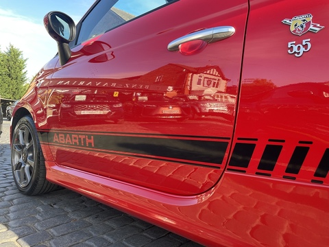 1.4 T-Jet 70th Hatchback 3dr Petrol Manual Euro 6 (145 ps)