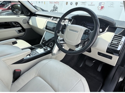 3.0 SD V6 Vogue SUV 5dr Diesel Auto 4WD Euro 6 (s/s) (275 ps)
