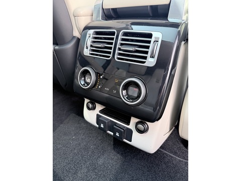 3.0 SD V6 Vogue SUV 5dr Diesel Auto 4WD Euro 6 (s/s) (275 ps)