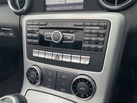 1.8 SLK200 BlueEfficiency AMG Sport Convertible 2dr Petrol Manual Euro 5 (s/s) (184 ps)