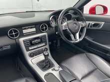 Mercedes-Benz SLK200 BlueEfficiency AMG Sport Convertible 2dr Petrol Manual Euro 5 (s/s) (184 ps)