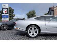 Jaguar XK8 4.0 Coupe 2dr Petrol Automatic (281 g/km, 290 bhp)