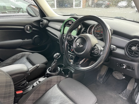 1.5 Cooper D Hatchback 5dr Diesel Auto Euro 6 (s/s) (116 ps)