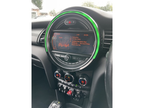 1.5 Cooper D Hatchback 5dr Diesel Auto Euro 6 (s/s) (116 ps)