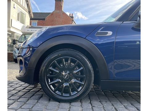 1.5 Cooper D Hatchback 5dr Diesel Auto Euro 6 (s/s) (116 ps)
