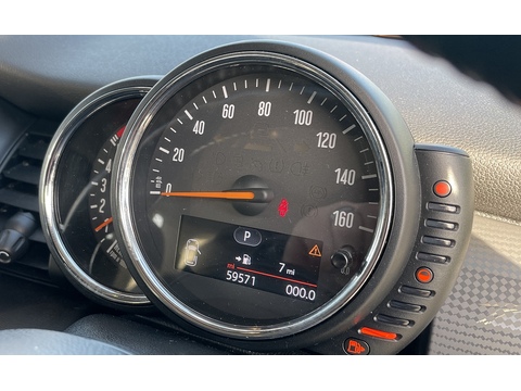 1.5 Cooper D Hatchback 5dr Diesel Auto Euro 6 (s/s) (116 ps)