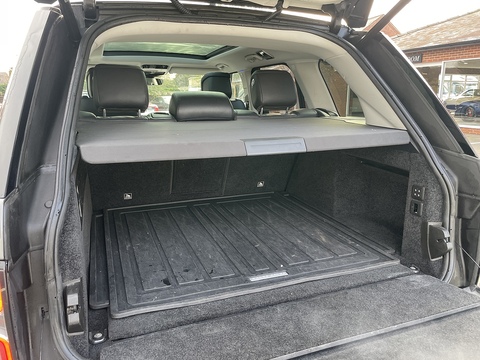 4.4 SD V8 Vogue SE SUV 5dr Diesel Auto 4WD Euro 6 (s/s) (339 ps)