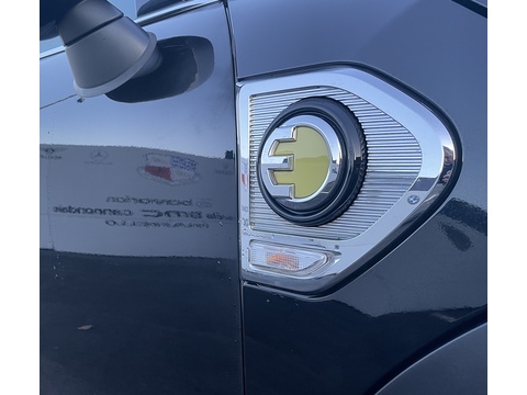 1.5 10kWh Cooper SE Classic SUV 5dr Petrol Plug-in Hybrid Auto ALL4 Euro 6 (s/s) (222 ps)