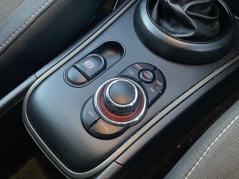 1.5 10kWh Cooper SE Classic SUV 5dr Petrol Plug-in Hybrid Auto ALL4 Euro 6 (s/s) (222 ps)