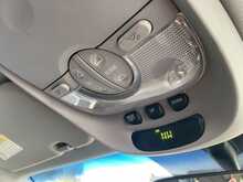 Kia Sorento 2.5 CRDi XS SUV 5dr Diesel Automatic (228 g/km, 168 bhp)