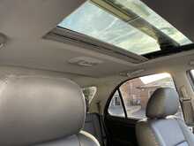 Kia Sorento 2.5 CRDi XS SUV 5dr Diesel Automatic (228 g/km, 168 bhp)