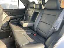 Kia Sorento 2.5 CRDi XS SUV 5dr Diesel Automatic (228 g/km, 168 bhp)