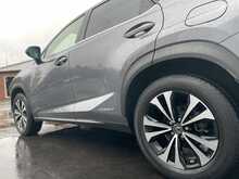 LEXUS NX 2.5 300h GPF SUV 5dr Petrol Hybrid E-CVT 4WD Euro 6 (s/s) (197 ps)