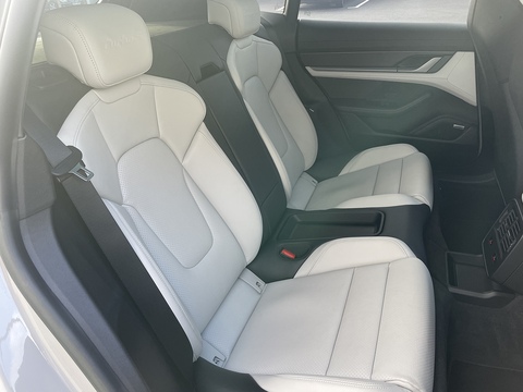 Performance Plus 93.4kWh Turbo S Sport Turismo 5dr Electric Auto 4WD (11kW Charger) (761 ps)