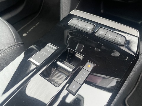 Ultimate SUV 0.0 Automatic Electric