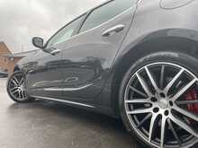 Maserati Ghibli 3.0 V6 Royale Saloon 4dr Petrol ZF Euro 6 (s/s) (350 ps)