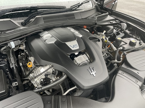 Maserati Ghibli 3.0 V6 Royale Saloon 4dr Petrol ZF Euro 6 (s/s) (350 ps)