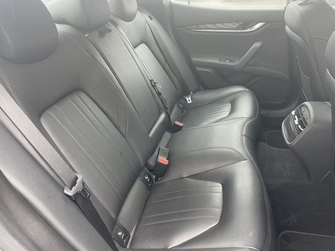 Maserati Ghibli 3.0 V6 Royale Saloon 4dr Petrol ZF Euro 6 (s/s) (350 ps)