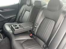 Maserati Ghibli 3.0 V6 Royale Saloon 4dr Petrol ZF Euro 6 (s/s) (350 ps)