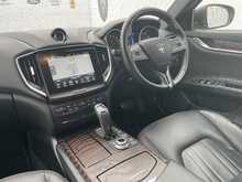 Maserati Ghibli 3.0 V6 Royale Saloon 4dr Petrol ZF Euro 6 (s/s) (350 ps)