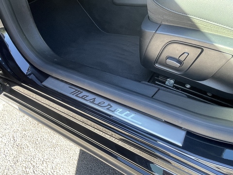 Maserati Ghibli 3.0 V6 Royale Saloon 4dr Petrol ZF Euro 6 (s/s) (350 ps)