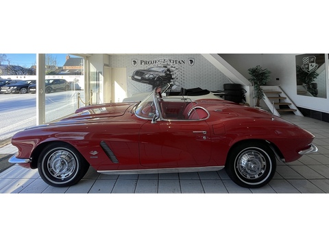 Corvette  Convertible 0.0  Petrol