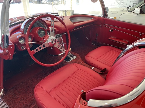 Corvette  Convertible 0.0  Petrol