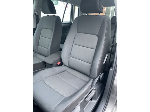 1.6 TDI BlueMotion Tech SE MPV 5dr Diesel DSG Euro 6 (s/s) (110 ps)