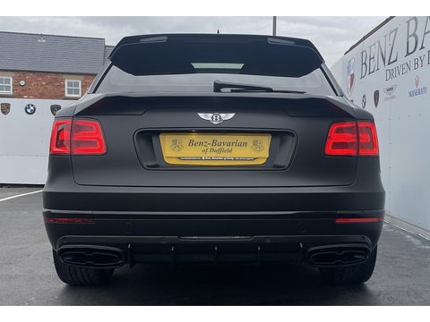 4.0 V8 SUV 5dr Petrol Auto 4WD Euro 6 (s/s) (550 ps)