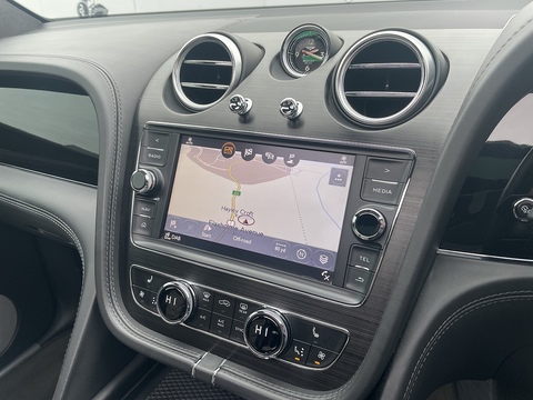 4.0 V8 SUV 5dr Petrol Auto 4WD Euro 6 (s/s) (550 ps)