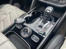 Bentley Bentayga 4.0 V8 SUV 5dr Petrol Auto 4WD Euro 6 (s/s) (550 ps)