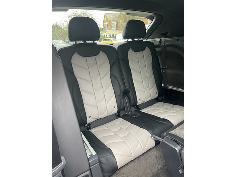 4.0 V8 SUV 5dr Petrol Auto 4WD Euro 6 (s/s) (550 ps)