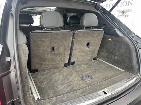 4.0 V8 SUV 5dr Petrol Auto 4WD Euro 6 (s/s) (550 ps)