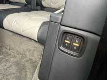 Bentley Bentayga 4.0 V8 SUV 5dr Petrol Auto 4WD Euro 6 (s/s) (550 ps)