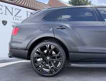 Bentley Bentayga 4.0 V8 SUV 5dr Petrol Auto 4WD Euro 6 (s/s) (550 ps)
