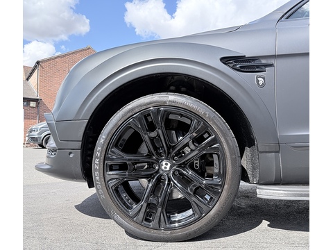 4.0 V8 SUV 5dr Petrol Auto 4WD Euro 6 (s/s) (550 ps)
