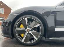 Porsche Taycan Performance Plus Turbo S 93.4kWh Saloon 4dr Electric Auto 4WD (11kW Charger) (761 ps)